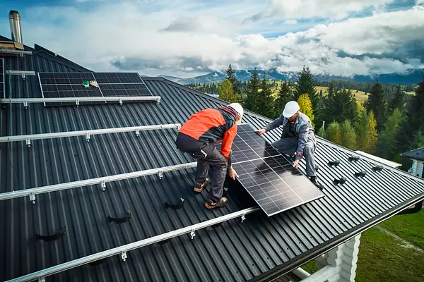 What are the 6 Main Components of a Solar Installation System?